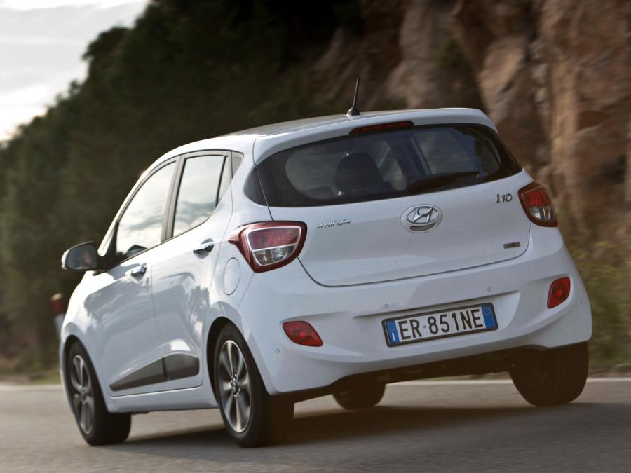  Hyundai i10 2013 года  (фото 17 из 30)